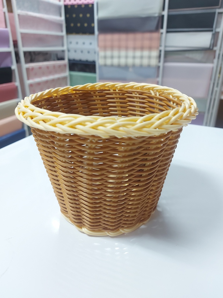 Canasta Plástica Café c/Crema 15x10x11 cm