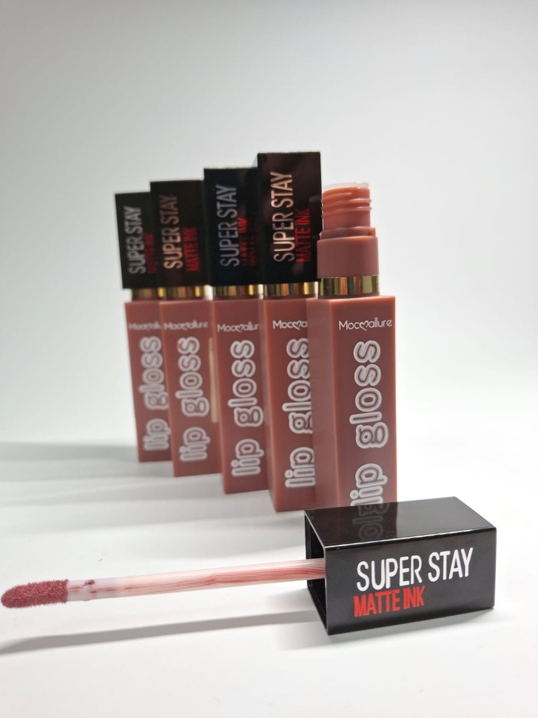 BLUSH LIPS GLOSS LIQUIDO COLOR CAST