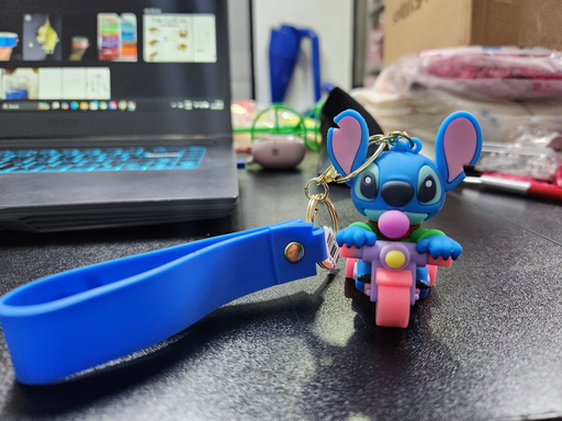 [03Y153] LLAVERO STITCH 6M