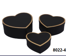 [8022-49] Caja corazon con orilla dorada